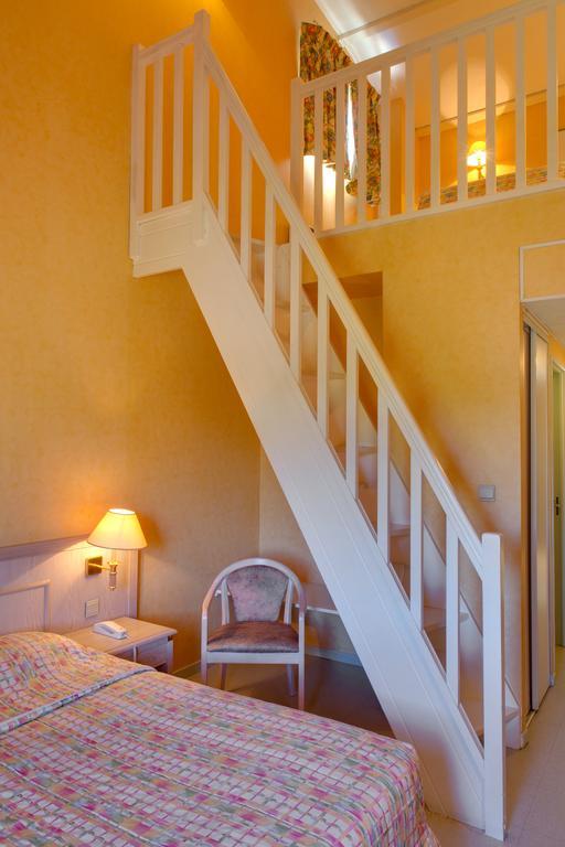 Logis L'Auberge Bourbonnaise Saint-Yorre Экстерьер фото